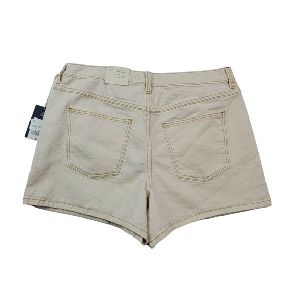 CC - Universal Thread Vintage Midi Shorts Women 14 Tan Off White High Rise NWT - Picture 2 of 11